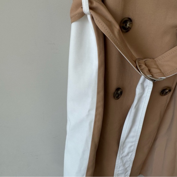 Chic White and Tan Belted long vest - Picture 9 of 13